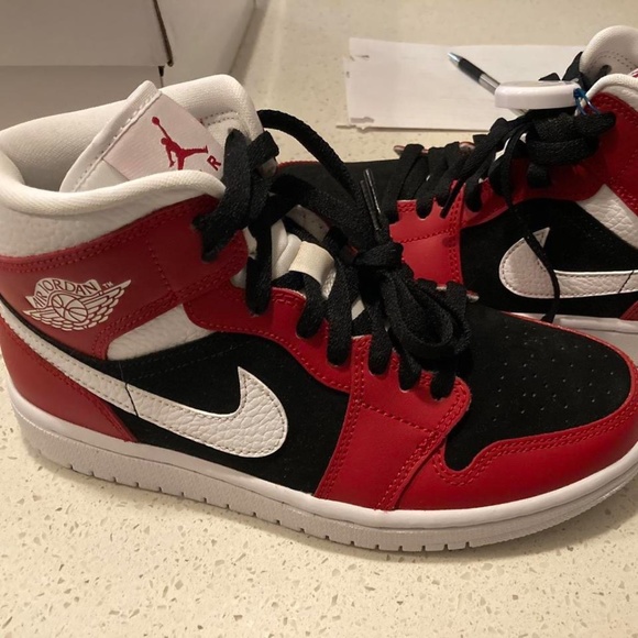 Air Jordans - Picture 3 of 4